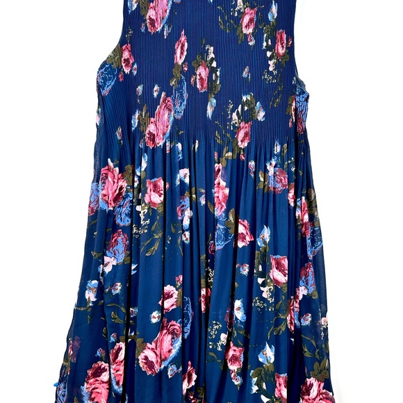 Skylar + Jade Junior's Sleeveless Flowy Dress Blue Yellow White Size Large - Picture 5 of 9